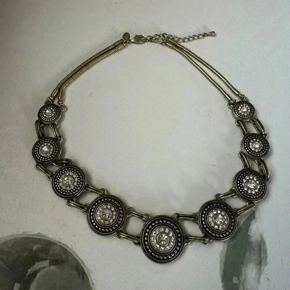 Lia Sophia TUDOR Statement Necklace - Picture 8 of 8